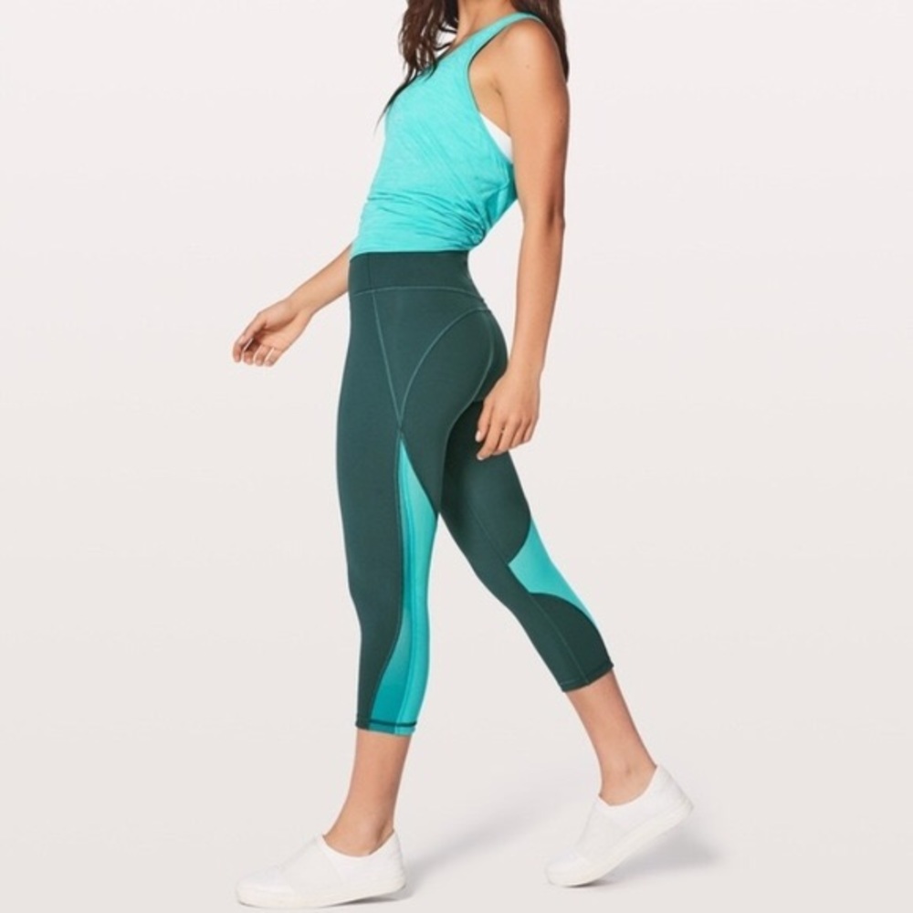 ⭐️LAST ONE Lululemon Mix and Mesh Crop 21” - Picture 3 of 6